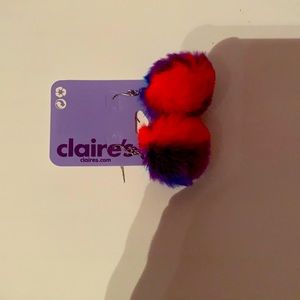 Cute new pom-pom earrings!